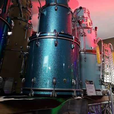 Ludwig Classic Maple Pack 10/12/16/22 + Snare Drum 14 Teal Sparkle image 1