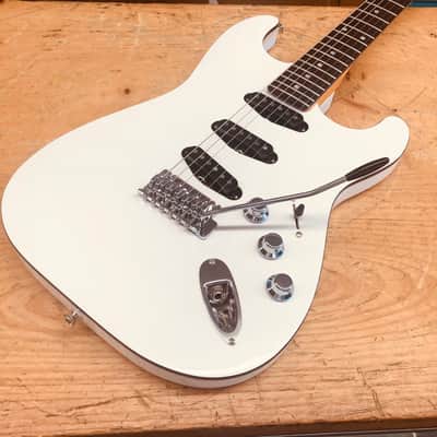 Fender Aerodyne Special Stratocaster Electric Guitar image 2