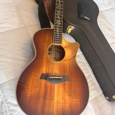 Taylor K24ce.  V-class bracing - Sunburst image 4