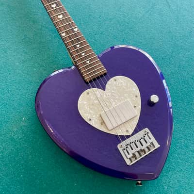 💜 2000s Daisy Rock Heartbreaker – Prince vibe – Princess Purple image 4