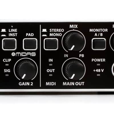 Behringer U-Phoria UMC204HD USB Audio Interface  Bundle with Hosa GHP-105 1/4 inch TRS Male to 3.5mm TRS Female Headphone Adapter