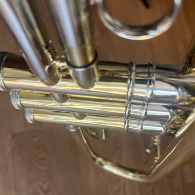 1951 C.G. Conn 28B Connstellation Bb Trumpet – Rare Early Connstellation – Original Case & Matching Guarantee Card image 3