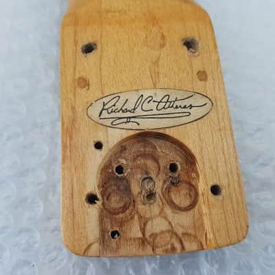 80's PHIL KUBICKI EXTREME V SHAPE NECK - made in USA image 5