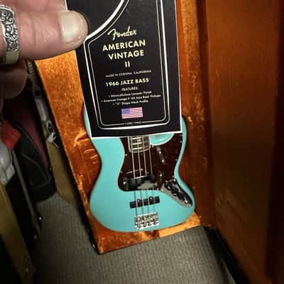 Fender American Vintage II '66 Jazz Bass 2022 - Present - Seafoam Green image 15