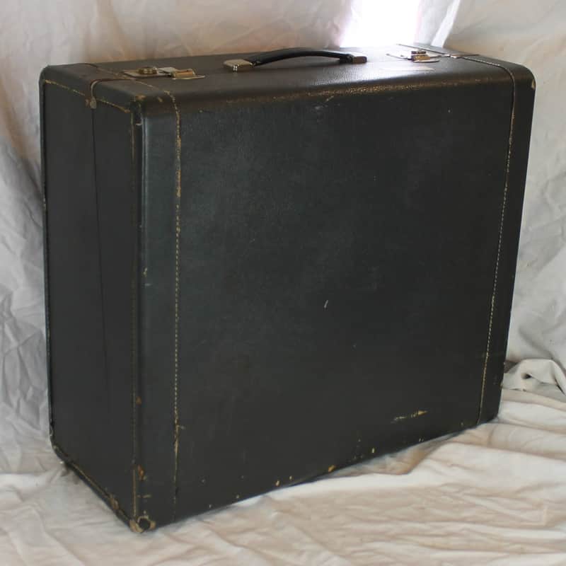 Flint Gray Cordovox Hard Case for Accordion 21.75" x 19" x 10.75" (55.25cm x 48.25cm x 27.25cm) image 1