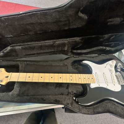 Fender Mexican Stratocaster (2008–2009) – Light Finish Maple Neck – MZ8137196 image 3