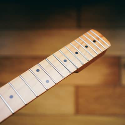 Stratocaster Neck – Roasted Maple | 22 Stainless Steel Frets | Nitro Satin Finish | Bone Nut image 7