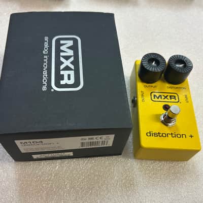 MXR M104 Distortion + image 1