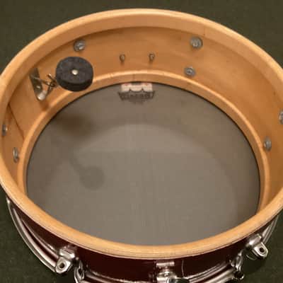 Slingerland No. 161 Deluxe Student Model 5.5x14" 6-Lug Snare Drum with Stick-Saver Hoops 1964 - Red Sparkle image 14