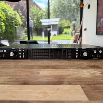 Universal Audio Apollo 8p QUAD Thunderbolt 2 Audio Interface 2010s - Black image 1