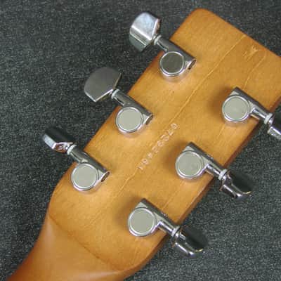 Art & Lutherie Cedar CW Solid-Top Single Cutaway Acoustic/Electric Guitar image 10
