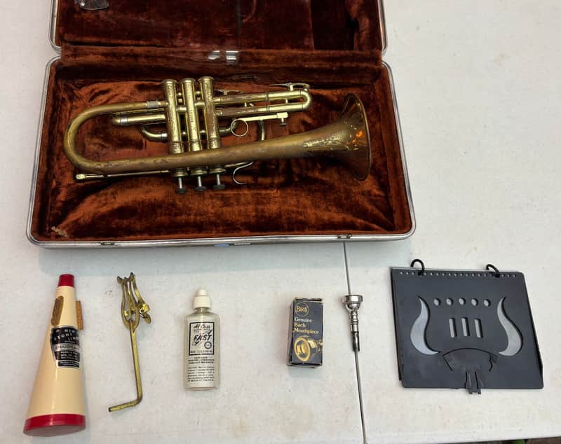 Olds Ambassador Cornet (c. 1966–67) – Good Condition w/ Case, Bach 5C, Humes & Berg Mute image 1