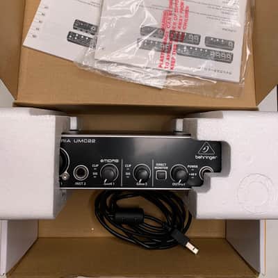 Behringer U-Phoria UMC22 USB Audio Interface image 2