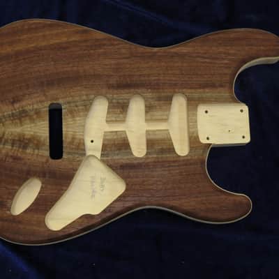 Figured Walnut Top / Aged Pine Strat body - Standard - 3lbs 14oz #3687  USA IMPORT CHARGES INCLUDED image 2