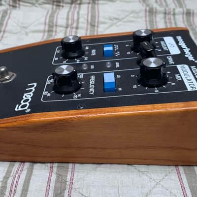Moog MF-102 Moogerfooger Ring Modulator 1998 - 2018 - Black image 2