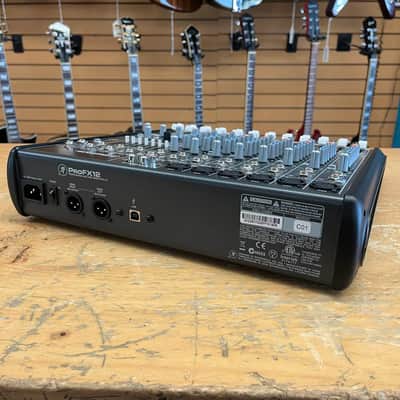 Mackie ProFX12 Mixer Bild 4