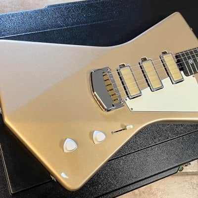 Ernie Ball Music Man St. Vincent Goldie Cashmere image 3