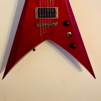 Solar V2.6TBR SK – TRANS BLOOD RED MATTE with SD Nazgul / Sentient Pickups & Solar padded bag! image 2