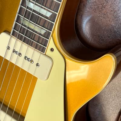 2025 Gibson Custom 1954 Les Paul Goldtop Reissue VOS Electric Guitar Double Gold image 5