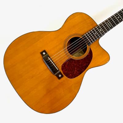 Martin 000-14C Custom 2000 Natural image 3