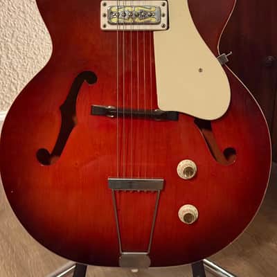 Harmony H53 Rocket 1959 - 1967 - Red Sunburst image 2