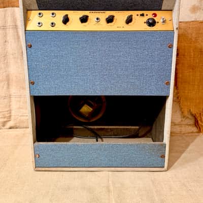 Ekosonic Mod 98 Tube Amplifier Made in Italy Circa 1950's - Two Tone Blue M image 7