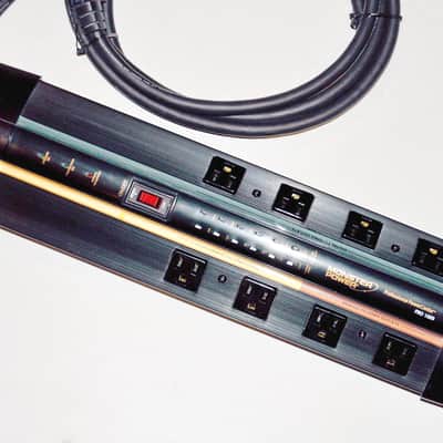 MONSTER POWER CENTER PRO 1000 - PROFESSIONAL POWER CENTER and SURGE SUPRESSOR! Bild 2