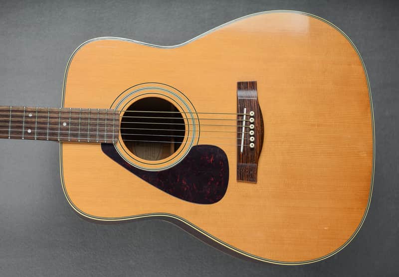 Yamaha FG-335 Lefty, Recent image 1