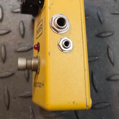 MXR Distortion + 1981 Block Logo LED Power Jack Vintage image 4