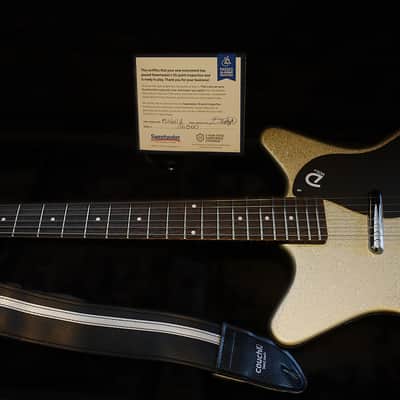 Danelectro 59 NOS+ 60th Anniversary - Silver Metalflake with Danelectro case image 10