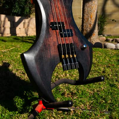 seanyoungerguitars The War Ax 2024 - Blood Burst image 13