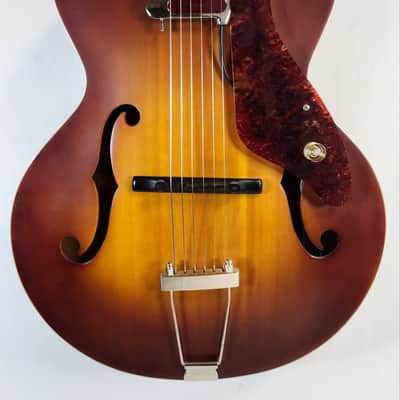 Gretsch G9555 New Yorker Archtop with DeArmond Pickup, Rosewood FB, Vintage Sunburst 2015 image 2