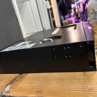 Tripplite 1500VA Smart UPS Back Up, Sine Wave, 1350W Line-Interactive, 2U Rackmount Bild 13
