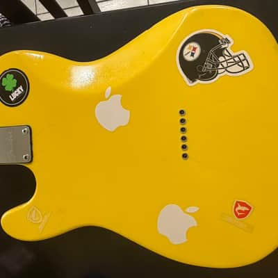 Fender Tele "Dressed UP" 2012 - Yellow Replica image 8
