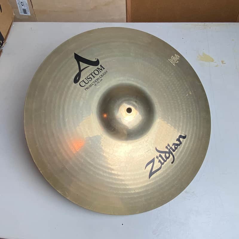 Zildjian 18 inch A Custom Projection Crash Cymbal image 1