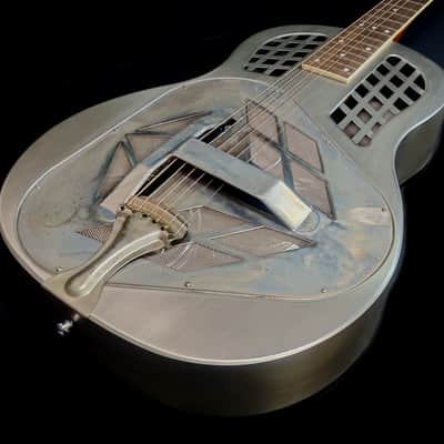 Tricone Metal Resonator Guitar - 'Relic' Nickel Effect Body image 6