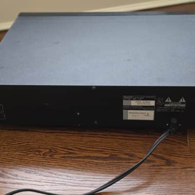 Sharp DX-C3510 six CD changer May 1990 - Black image 15