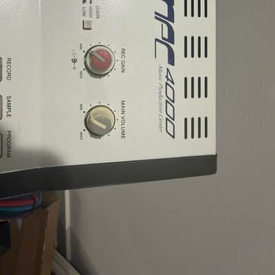 Akai MPC4000 Music Production Center - White image 11