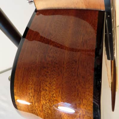 Alvarez Masterworks MF610ESB 50th Anniversary OM Sunburst W/ HSC Solid Wood Never Played 2016 NOS image 18