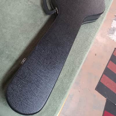 Quest Guitar case 1986?  black image 3