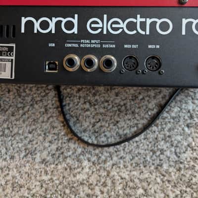 Nord Electro 2 Rack Rackmount Virtual Electromechanical Piano 2002 - 2009 - Red image 9