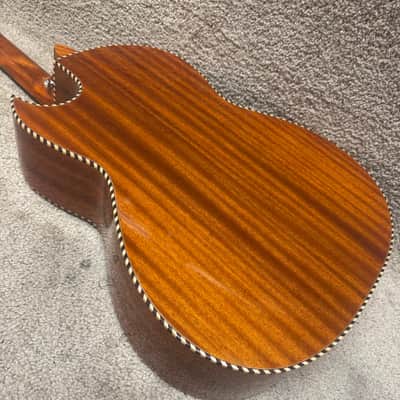 H. Jimenez LBQ2E El Mu'sico Standard Bajo Quinto w/ Padded Gig Bag image 7