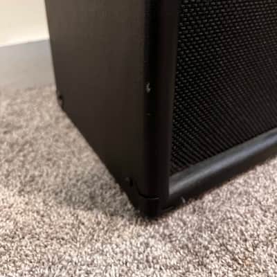Hughes & Kettner TubeMeister 18 2-Channel 18-Watt 1x10" Guitar Combo 2011 - 2017 - Black image 6
