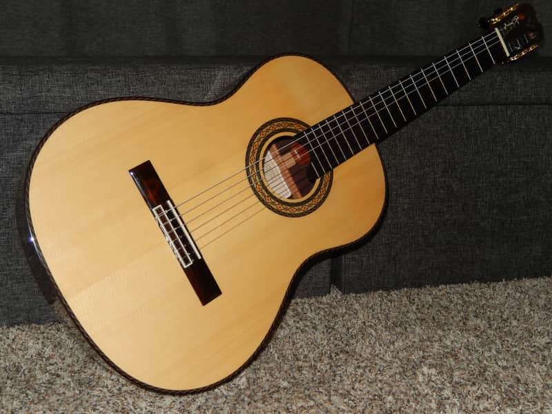 FABULOUS "EL VITO" CONCERT RS - CUSTOM MADE - TORRES STYLE CLASSICAL GUITAR - SPRUCE/INDIAN ROSEWOOD image 1