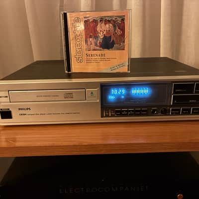 Philips CD-304 1980s - Silver with TDA1540 chips! image 1