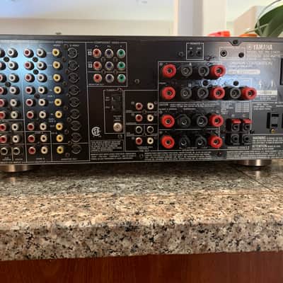 Yamaha RX V1400 6.1 Channels with remote and original box image 3