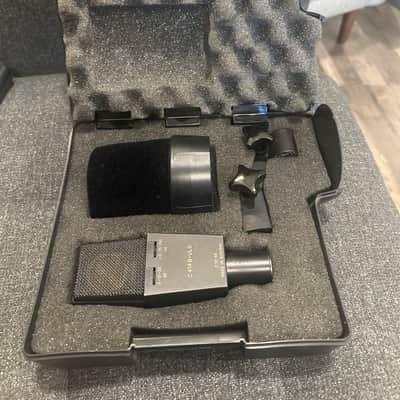 AKG C414 B ULS Large Diaphragm Multipattern Condenser Microphone 1990s - Black image 1