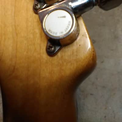Fender stratocaster 1984 Classic Sunburst image 10