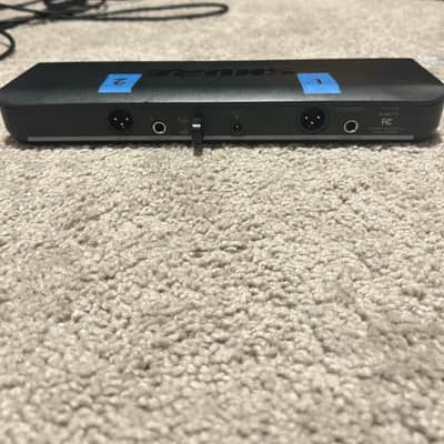 Shure BLX288. 2 Lavs and PG58 mic image 6