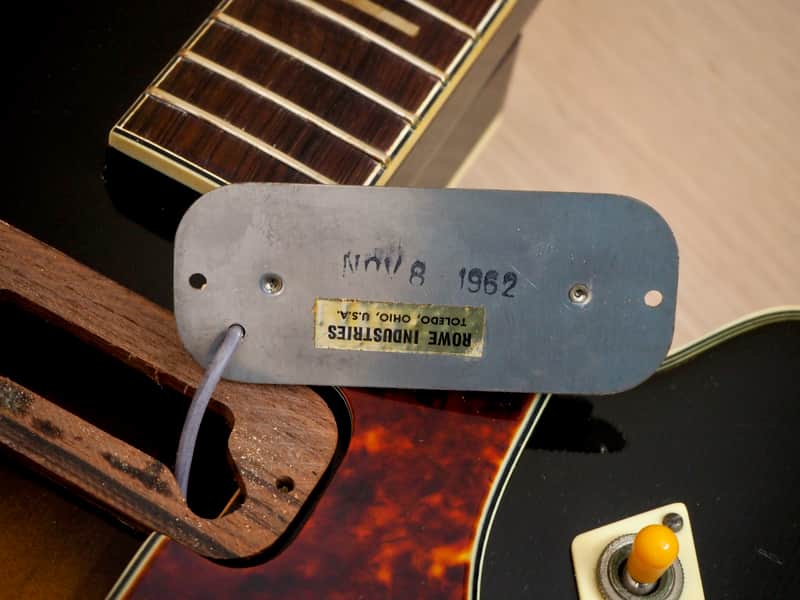 1962 Harmony Meteor H70 Vintage Electric Guitar Sunburst w